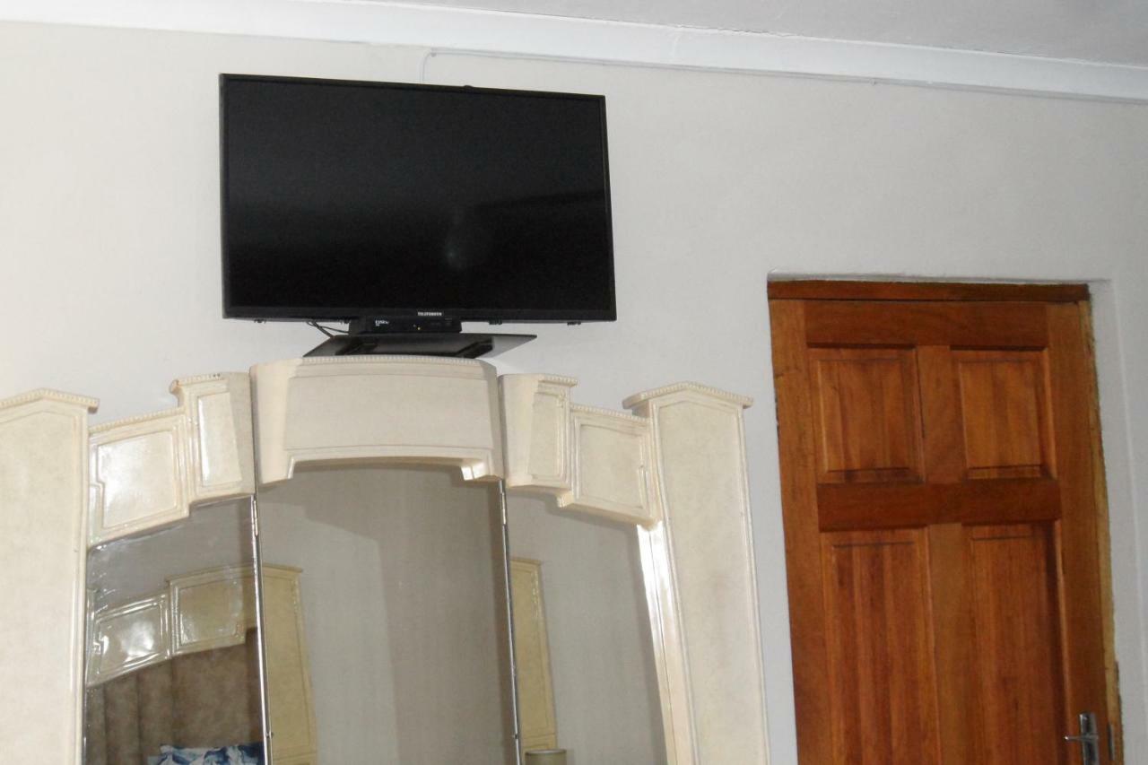 Garden Wing Apartment Upington Exterior photo