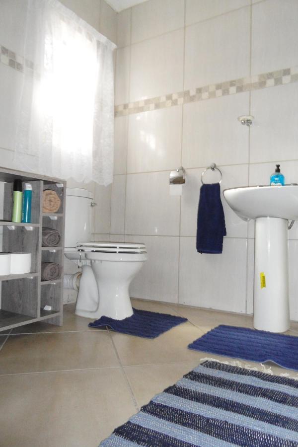 Garden Wing Apartment Upington Exterior photo
